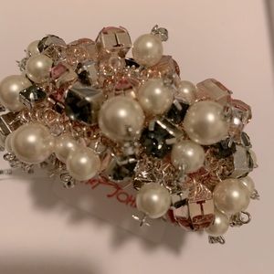 BNWT Betsey Johnson with crystals & pearls